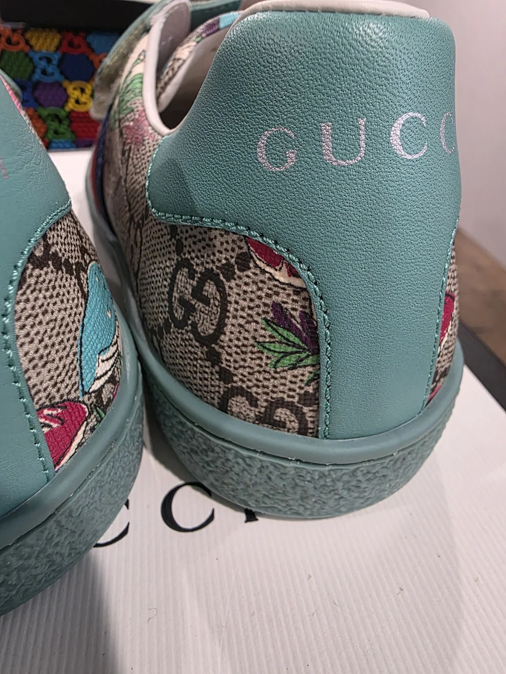 Gucci Kids Teal Mushroom Print Velcro Sneakers Size 33 Kids Like New